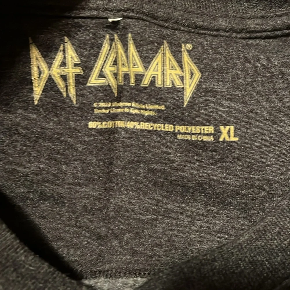 Def Leppard XL Sweatshirt - Picture 5 of 16